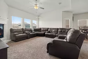 305 Pitt Cir, Fate, TX 75189 - Photo 10