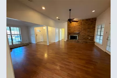 520 Sumac Place, DeSoto, TX 75115 - Photo 2