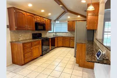 520 Sumac Place, DeSoto, TX 75115 - Photo 4