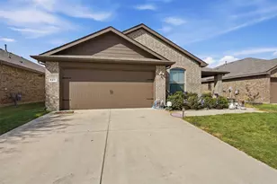 821 Rutherford Dr, Crowley, TX 76036 - Photo 1
