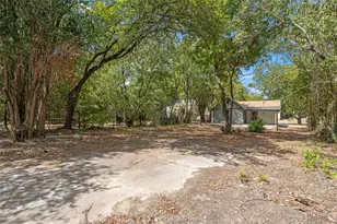 2406 Alexander Ave, Waco, TX 76708 - Photo 28