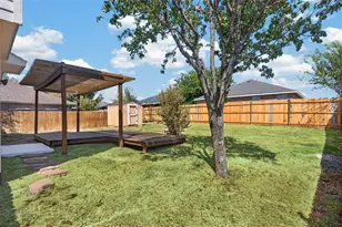 129 Maned Dr, Sanger, TX 76266 - Photo 18