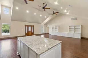 1925 Wildwood Dr, Grand Prairie, TX 75050 - Photo 12