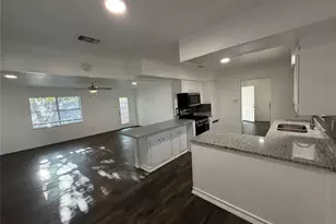 101 5th St, Forreston, TX 76041 - Photo 4