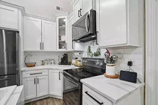 2111 Sharpshire Ln, Arlington, TX 76014 - Photo 4