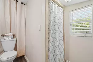 2111 Sharpshire Ln, Arlington, TX 76014 - Photo 18