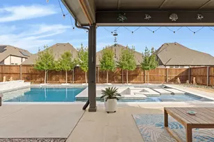 1625 Windflower Dr, Aubrey, TX 76227 - Photo 2