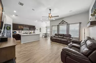 14632 Basketweaver Ln, Fort Worth, TX 76052 - Photo 2
