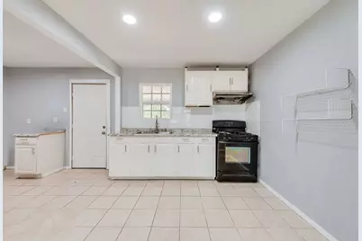 1213 De Ridder Avenue, Fort Worth, TX 76106 - Photo 2