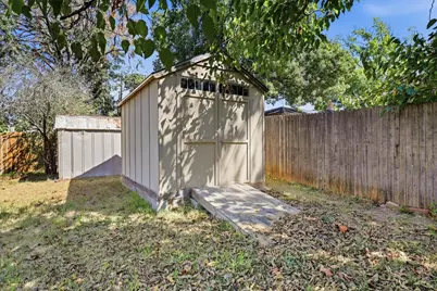 814 S Hyde Park Avenue, Denison, TX 75020 - Photo 32