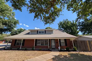 2558 Duringer Rd, Fort Worth, TX 76133 - Photo 2