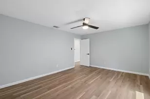 2728 Livingston Ave, Fort Worth, TX 76110 - Photo 32