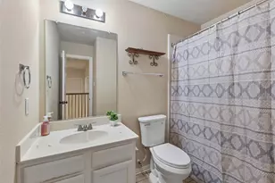 1748 Massey Dr, Lewisville, TX 75067 - Photo 20