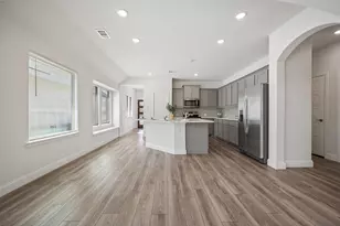 925 King St, Aubrey, TX 76227 - Photo 8