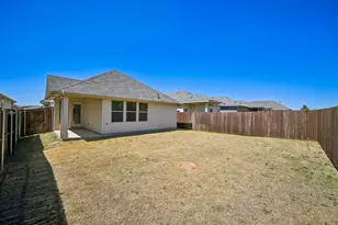 925 King St, Aubrey, TX 76227 - Photo 30