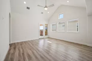 925 King St, Aubrey, TX 76227 - Photo 12