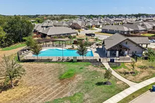 925 King St, Aubrey, TX 76227 - Photo 36