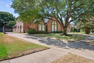523 Cooper Street, Grand Prairie, TX 75052 - Photo 6