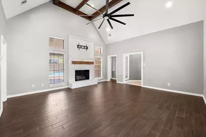 523 Cooper Street, Grand Prairie, TX 75052 - Photo 10