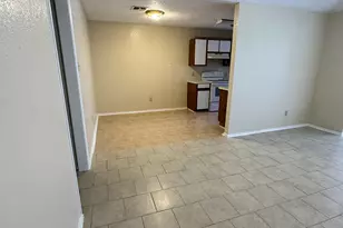 4512 Mizzenmast Ct, Fort Worth, TX 76135 - Photo 2