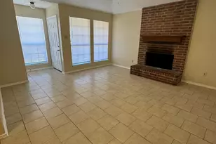 4512 Mizzenmast Ct, Fort Worth, TX 76135 - Photo 6
