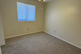 4512 Mizzenmast Ct, Fort Worth, TX 76135 - Photo 8