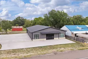 801 E Ave C, Valley Mills, TX 76689 - Photo 34