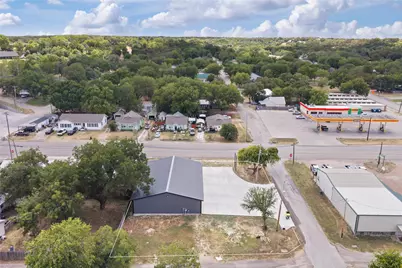 801 E Avenue C, Valley Mills, TX 76689 - Photo 38