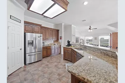 5020 April Lane, Waxahachie, TX 75165 - Photo 8