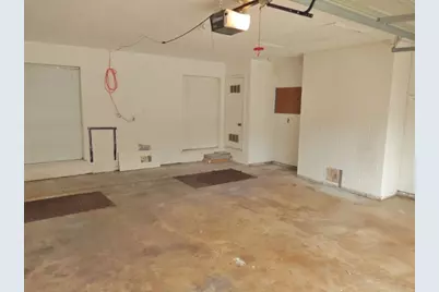 9023 Glen Springs Circle, Dallas, TX 75243 - Photo 38