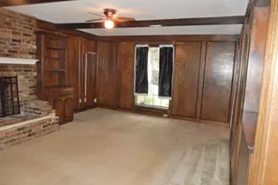 9023 Glen Springs Cir, Dallas, TX 75243 - Photo 6