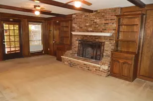 9023 Glen Springs Cir, Dallas, TX 75243 - Photo 4