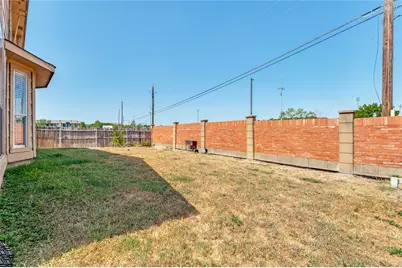 12927 Parker Court, Balch Springs, TX 75180 - Photo 24
