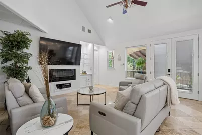 8525 Briarwood Lane, Dallas, TX 75209 - Photo 10