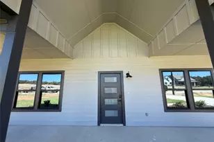 1057 Salvation Dr, Weatherford, TX 76088 - Photo 2