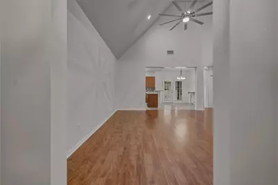 160 Greathouse Village, Decatur, TX 76234 - Photo 2