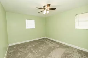 105 Benton St, Nocona, TX 76255 - Photo 12