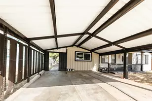 105 Benton St, Nocona, TX 76255 - Photo 22