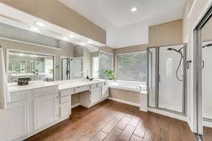 2106 Hunter Pl Ln, Arlington, TX 76006 - Photo 16
