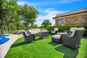 504 Cholla Ct, Fort Worth, TX 76112 - Photo 2