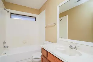 3934 Cochise Dr, Balch Springs, TX 75180 - Photo 12