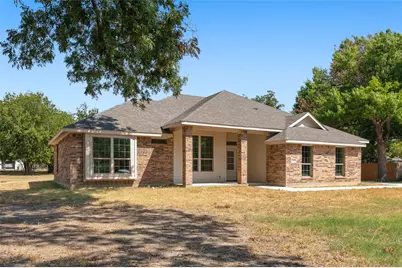 1203 Anthony, Gainesville, TX 76240 - Photo 2