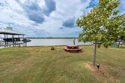 2313 Windjammer Way, Rowlett, TX 75088 - Photo 40