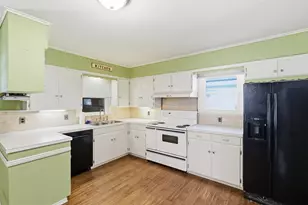 618 Bellevue Dr, Cleburne, TX 76033 - Photo 20