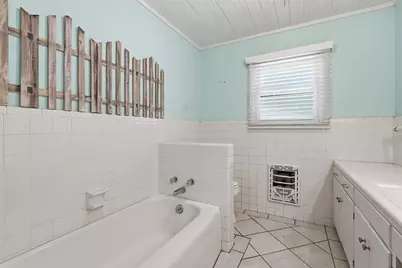 618 Bellevue Drive, Cleburne, TX 76033 - Photo 24