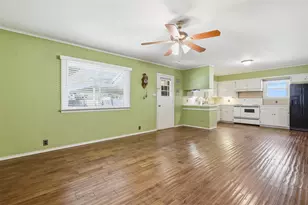 618 Bellevue Dr, Cleburne, TX 76033 - Photo 16