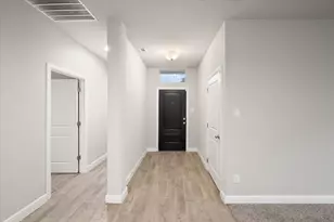 2512 Clayton St, Glenn Heights, TX 75154 - Photo 2