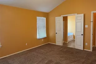 1035 Port Isabel Dr, Little Elm, TX 75068 - Photo 10