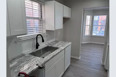 600 Bagby Avenue #8E, Waco, TX 76706 - Photo 6