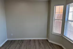 600 Bagby Ave, Waco, TX 76706 - Photo 12